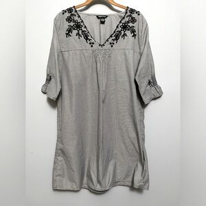 Millenium v neck gray and white pinstriped dress with black floral embroidery